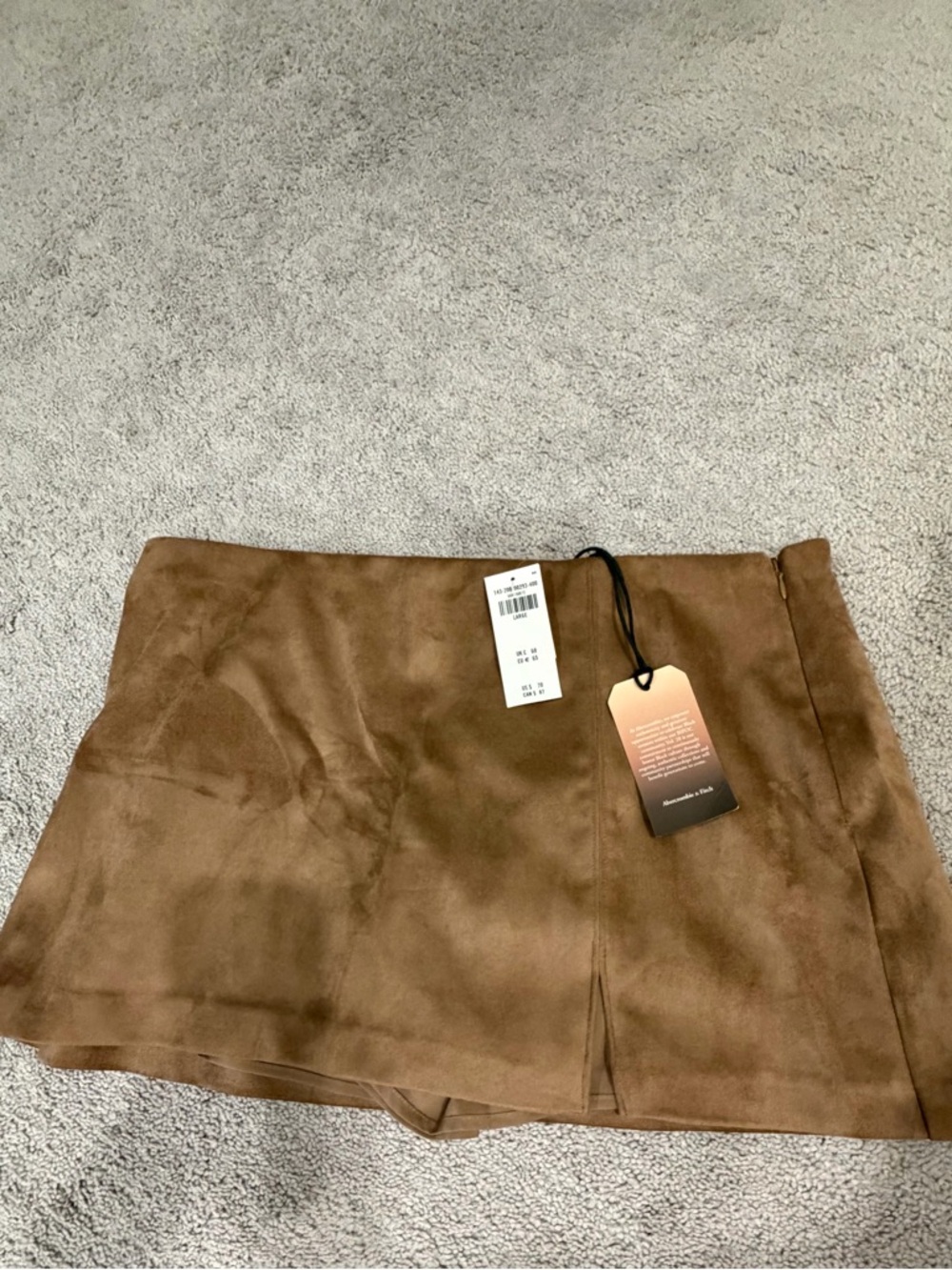 Abercrombie & Fitch Brown Faux Suede Mini Skort Size Large! New with tags!